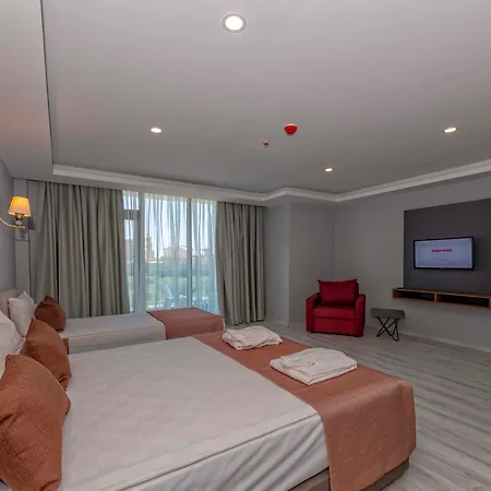 Royal Towers Lara Ξενοδοχείο 4*